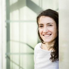 Anne KURIAN, journaliste et écrivaine.