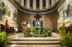 Messe, célébration de l'eucharistie.