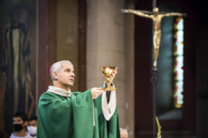 Messe présidée par Mgr Denis JACHIET.