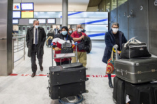 Arrivée en France de réfugiés, via les “couloirs humanitaires".