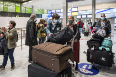 Arrivée en France de réfugiés, via les “couloirs humanitaires".