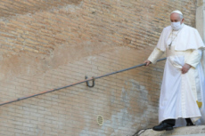 Le pape François, lors de la cérémonie interreligieuse pour la paix à Rome.