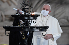 Le Pape, lors de la cérémonie interreligieuse pour la paix, organisée à Rome, Italie.