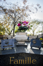 Tombe au cimetière de Bercy.