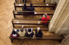Assemblée lors de la messe.