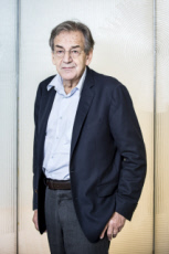 Portrait d'Alain FINKIELKRAUT