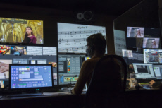 Covid-19, messe retransmise depuis les studios du CFRT.