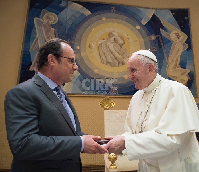 François Hollande reçu par le Pape François