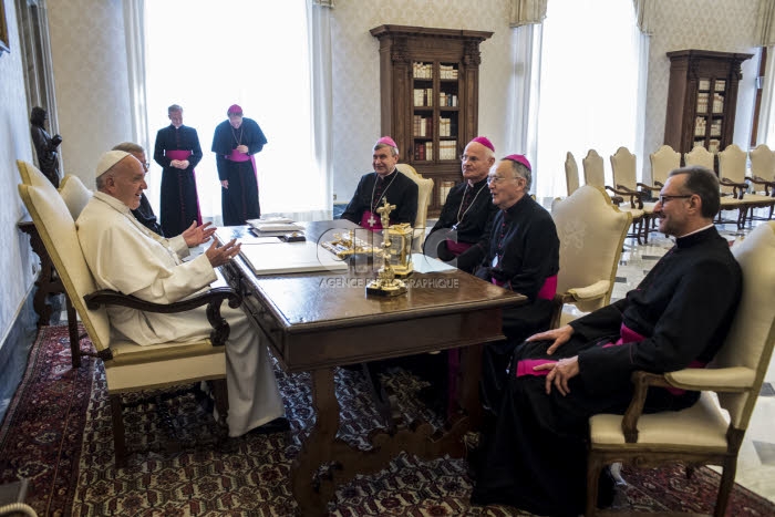 Le pape François reçoit en audience privée la présidence de la CEF.