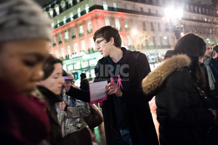 Manif Pour Tous : distribution de tracts