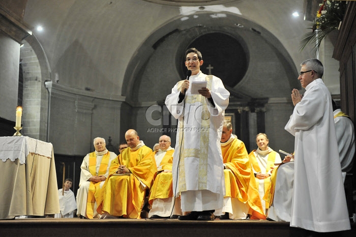 Ordination diaconale d'Arnaud DHUICQ