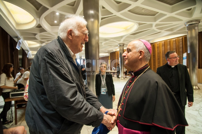 Jean VANIER