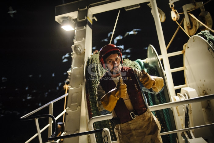 Pêche dans la Manche sur un chalutier