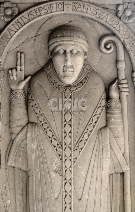 Relief sculpté dans le cloître de l'Abbaye St Pierre à Moissac