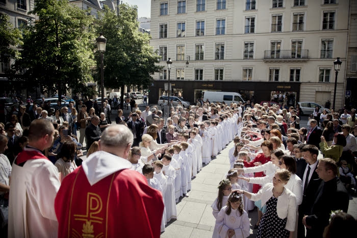 Première communion de Nell et Wiktoria