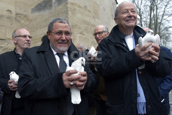 Rassemblement islamo-chrétien "Ensemble avec Marie" à Longpont-sur-Orge