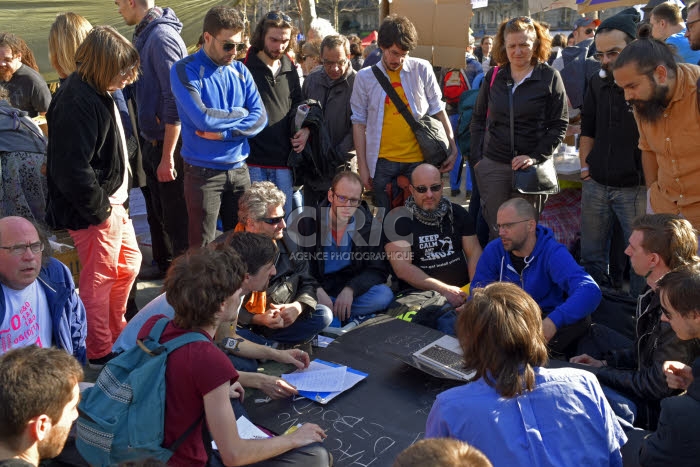 9e Nuit Debout. Place de la République à Paris