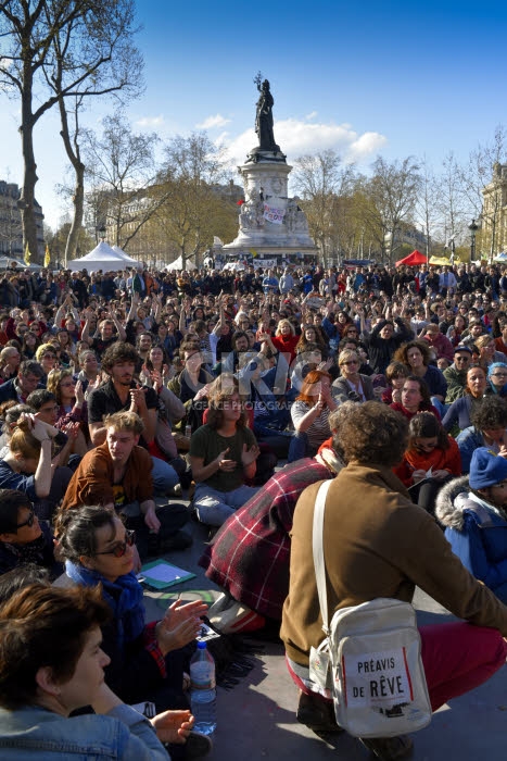 9e Nuit Debout. Place de la République à Paris