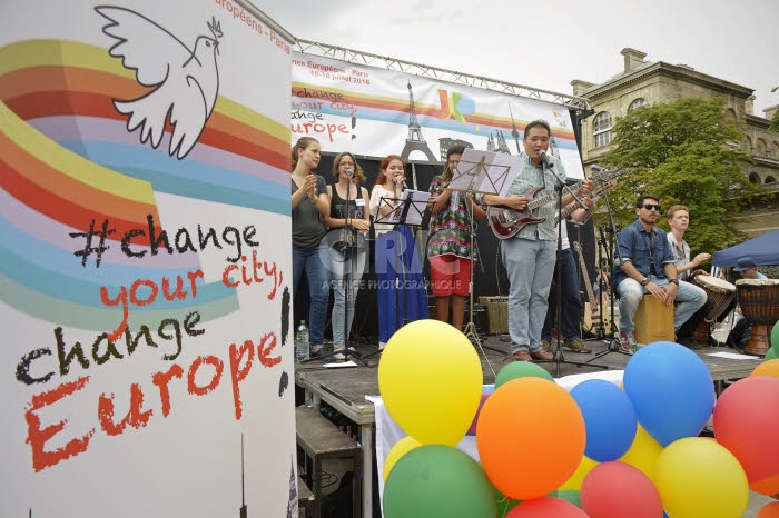 6e rencontre annuelle de jeunes européens à Paris, à l’initiative de Sant’Egidio