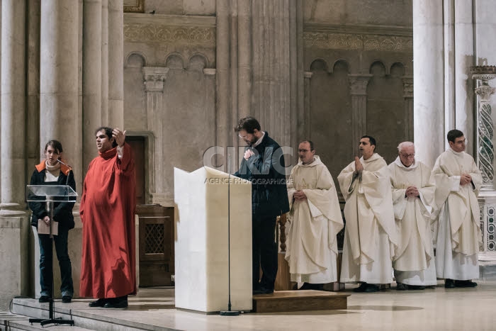 Messe de réparation pour les victimes d’abus sexuels