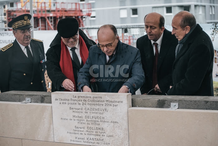 Pose de la 1ère pierre de l'IFCM à Lyon