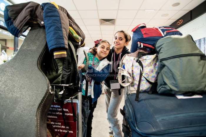 Arrivée de réfugiés syriens à l'aéroport de Fiumicino à Rome, Italie.