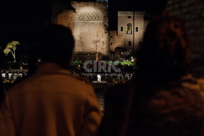 Vendredi Saint, Chemin de Croix à Rome.