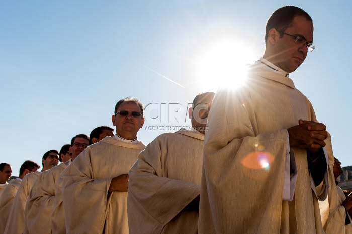 Messe de canonisation de 35 nouveaux saints.