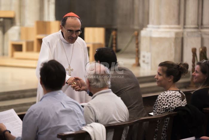 Des catholiques séparés, divorcés ou divorcés remariés témoignent à Lyon.