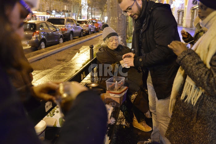 Maraude de Noël du Secours Populaire Français