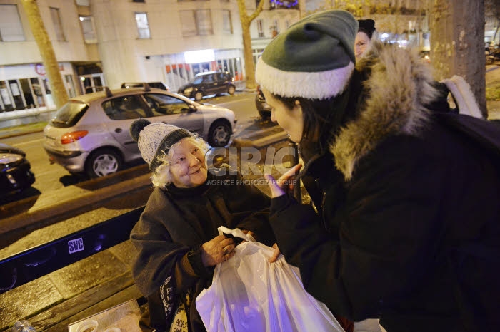 Maraude de Noël du Secours Populaire Français