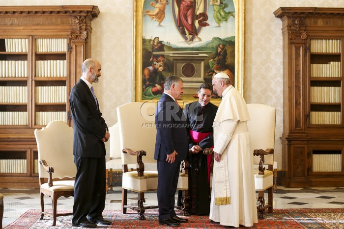 Le pape François reçoit le roi ABDALLAH II de Jordanie au Vatican.