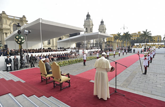 Voyage apostolique du pape François au Pérou. Rencontre avec les autorités du Pérou