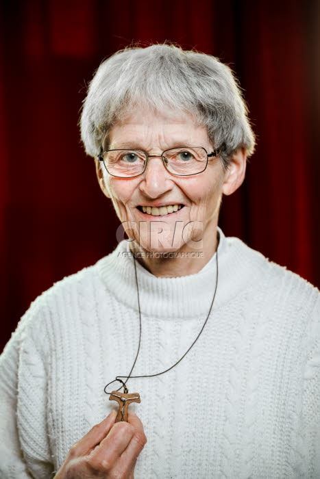 Soeur Bernadette MORIAU, 70e guérison miraculeuse de Lourdes.