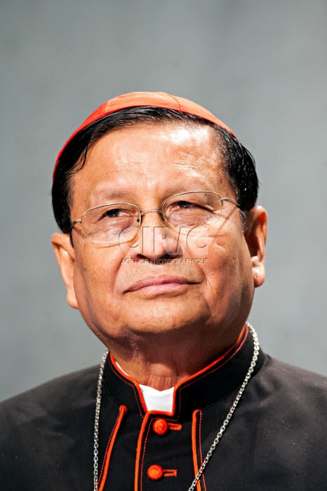 Portrait du Card. Charles Maung BO, archevêque de Rangoun.