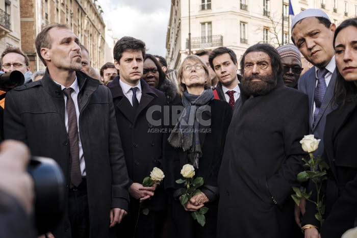 Marche blanche en hommage est rendu à Mireille KNOLL.