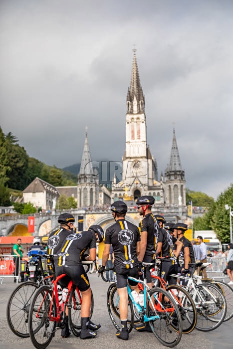 Sport, 19e étape du Tour de France au sanctuaire de Lourdes