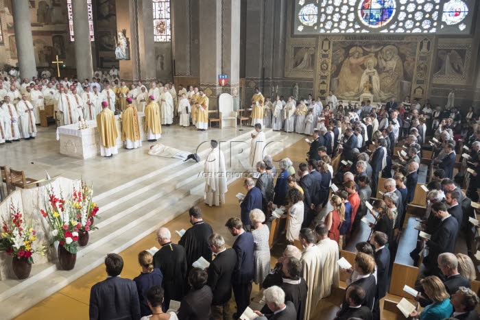 Mgr Matthieu ROUGE, nouvel évêque de Nanterre