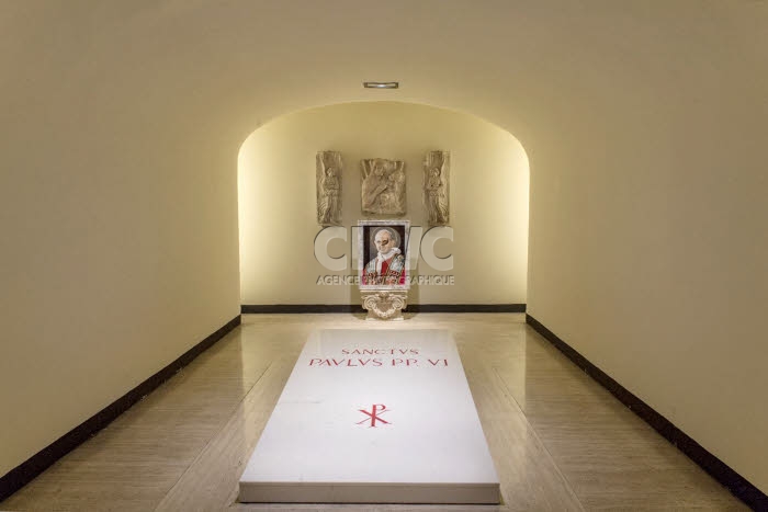 Tombe de Saint Paul VI au Vatican.