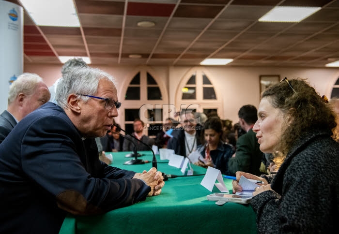 Conférence de presse avec les victimes de prêtres pédophiles