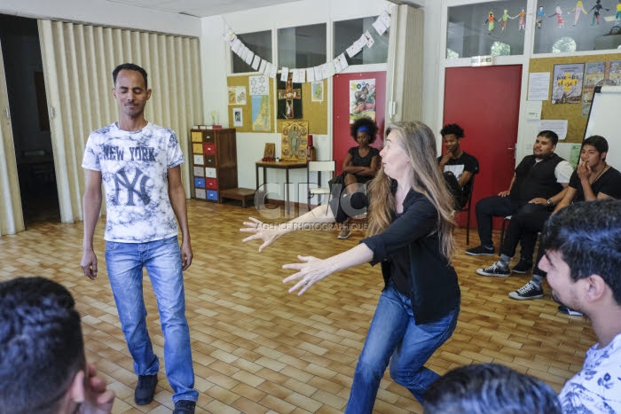 Jeunes migrants, dispositif d'insertion sociale et professionnelle en Ile-de-France.