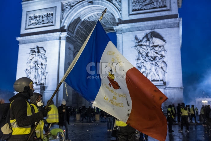 Manifestation du mouvement des gilets jaunes à Paris.