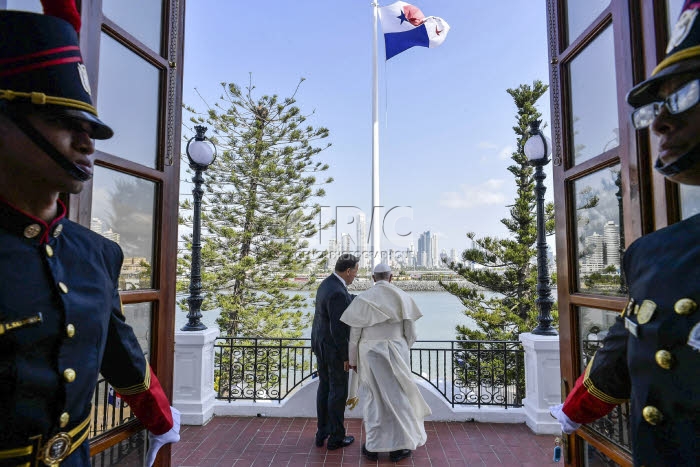 JMJ 2019 au Panama. Le pape François et Juan Carlos VARELA.