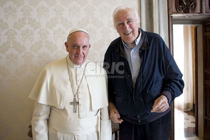 Le pape François reçoit Jean VANIER au Vatican.