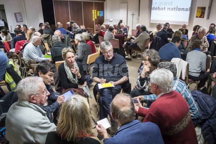 Le Grand débat national à Rueil-Malmaison.