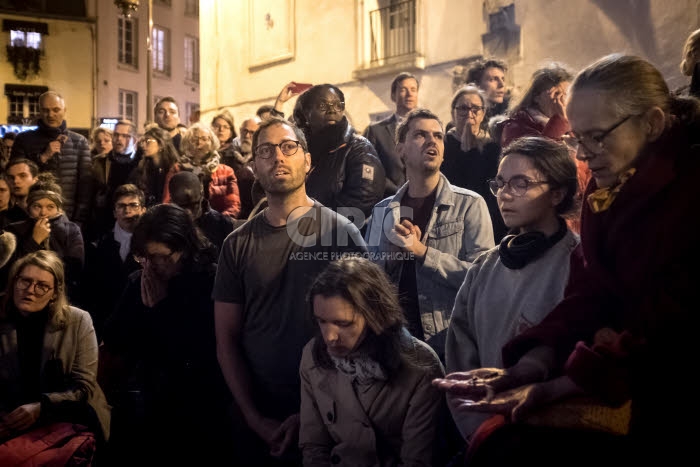 Ambiances pendant l'incendie de la cathédrale Notre Dame de Paris