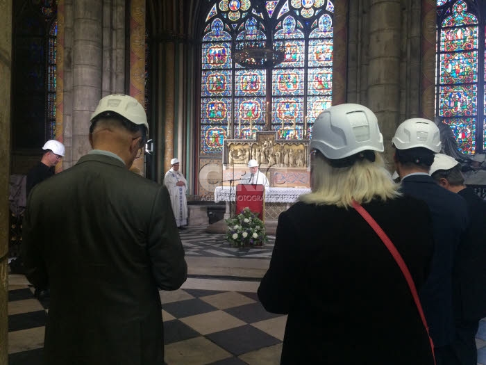 Première messe à Notre-Dame de Paris depuis l'incendie