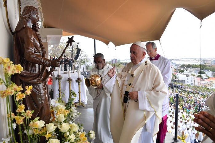 Voyage apostolique du pape François à l'Ile Maurice, Afrique australe.