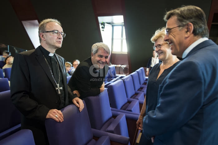 Bioéthique, les positions de la Conférence des évêques de France (CEF)