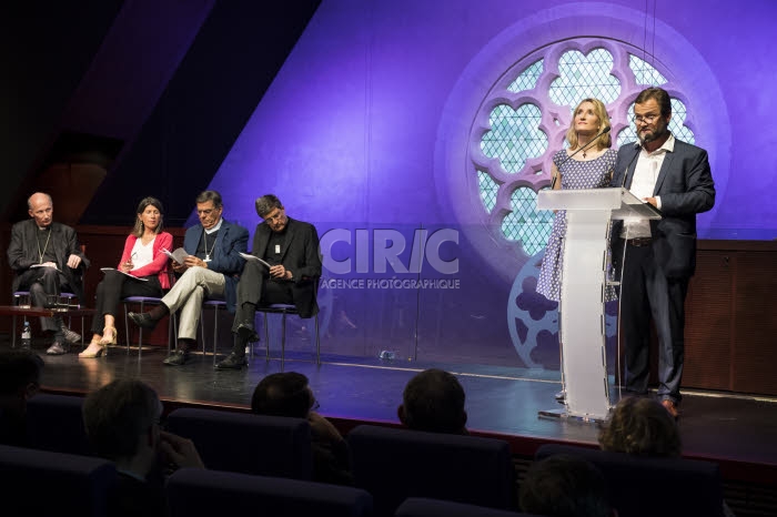 Bioéthique, les positions de la Conférence des évêques de France (CEF)